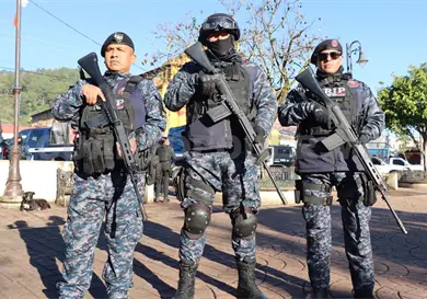 Integran vigilancia con cámaras corporales