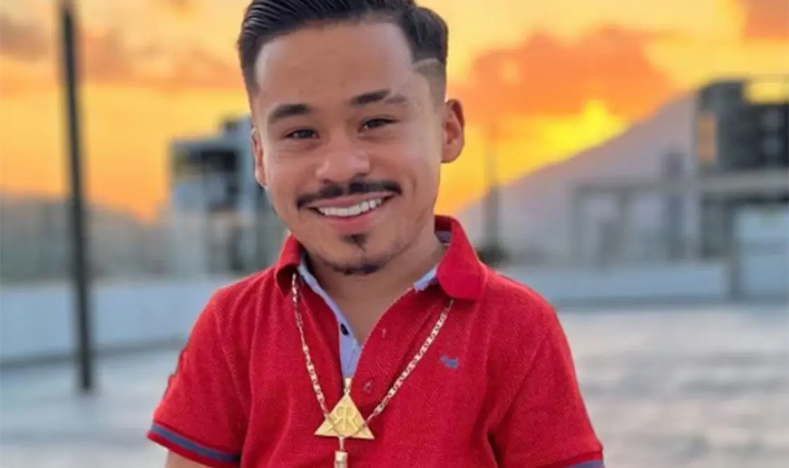 Abelito llega a la comedia