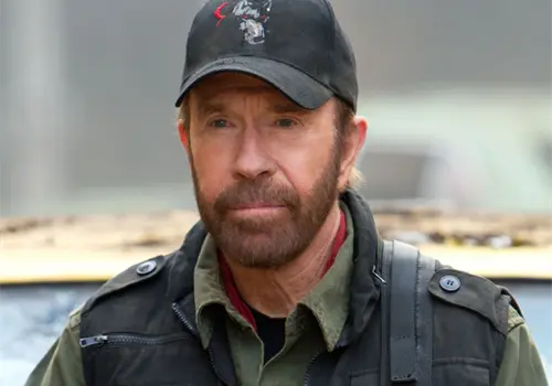 Norris, el mito del héroe imbatible