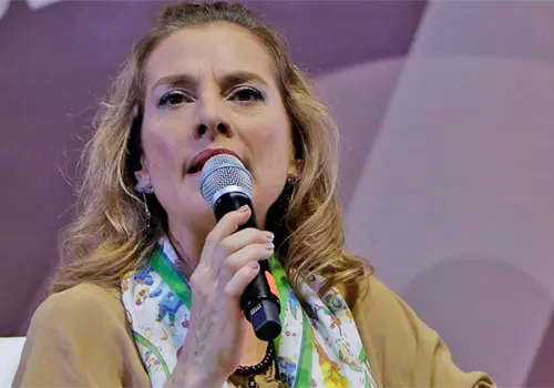 Gutiérrez Müller reta a Elon Musk a desaparecer su cuenta de la red X