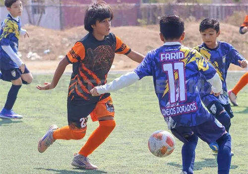 Matías Castillo destaca en su categoría