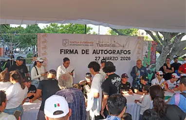 Emoción Nascar invade las calles de Tuxtla