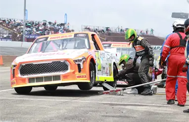 Victoria épica para Carlos Novelo