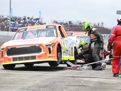 Victoria épica para Carlos Novelo