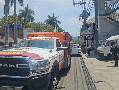 Controlan conato de incendio en negocio