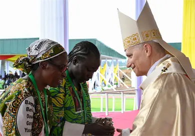 Papa León XIV afirma que el mundo anhela la paz