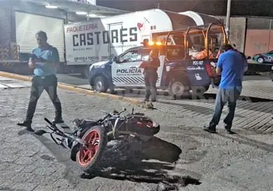 Motorista se accidenta y pierde uno de los pies