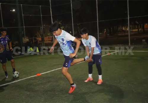 Ángel Ayala vuelve a casa