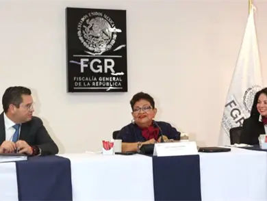 Godoy se reúne con integrantes de la FGR