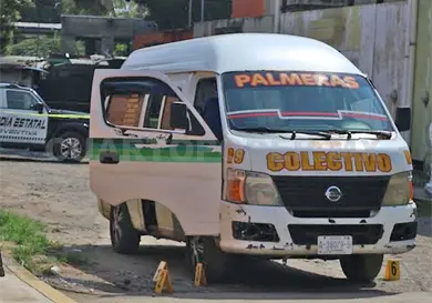 Piden choferes justicia por su compañero