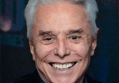 Guzmán y Angélica hablan de romance