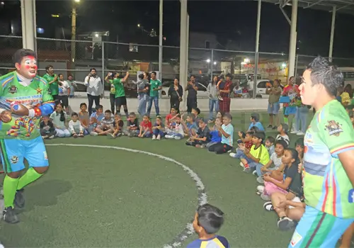 Payaconejos vence en amistoso por los niños