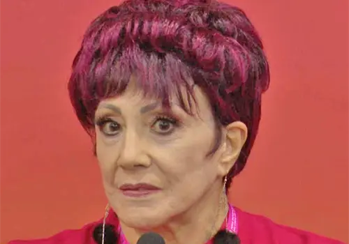 Julissa con problemas de movilidad