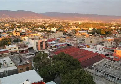 Crece Tuxtla bajo presión urbana