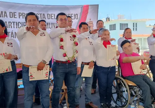 Toman protesta dirigentes municipales de RSP