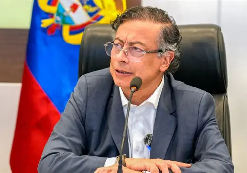Mina de oro es controlada por narco: Petro