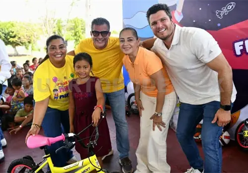 Yamil Melgar celebra a las y los niños
