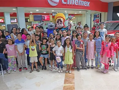 Cuarto Poder festeja a los pequeños lectores