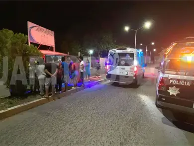 Estudiante es arrollada por compañero de escuela