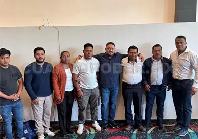 Transportistas se reúnen con subsecretario de movilidad