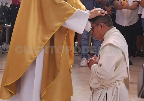 Piden a sacerdotes ser agentes de paz Piden a sacerdotes ser agentes de paz