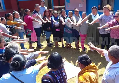 Parteras tradicionales marcharán este martes