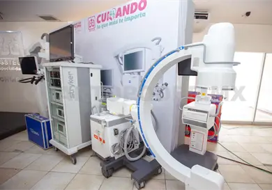 Entregan equipo médico de alta tecnología