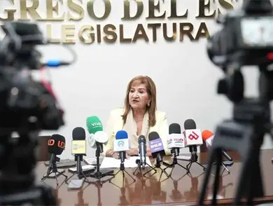 Aún tiene fuero Rocha, afirma Jucopo-Sinaloa