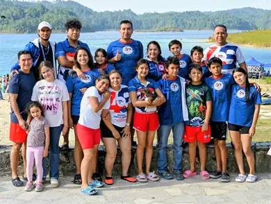 Delfines destacan con fuerza en el 9° Cruce Tziscao