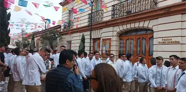Alumnos de la Escuela de Guerra visitan SCLC