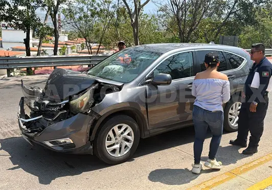 Impacto por alcance salda con dos contusionados