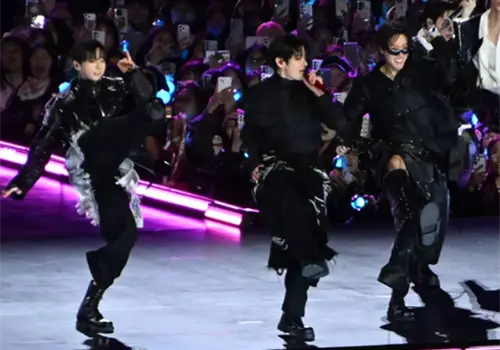 BTS cae rendido ante México