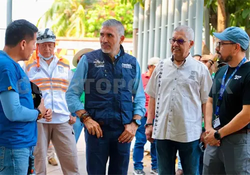 Atiende Ángel Torres embovedado en Las Palmas