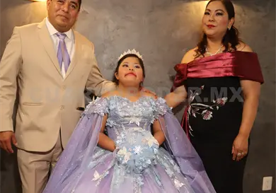 Sayuri celebra sus quince Sayuri celebra sus quince
