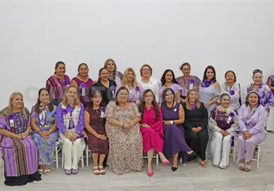 Celebran a mujeres que abrieron camino Celebran a mujeres que abrieron camino