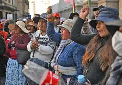 Acusan intentos de derrocar al gobierno de Bolivia
