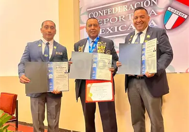 Reconocen trayectoria de Jorge Jiménez
