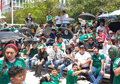 Celebran victoria de México en el Jumex Celebran victoria de México en el Jumex