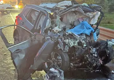 Tragedia en autopista: 17 heridos y tres muertos