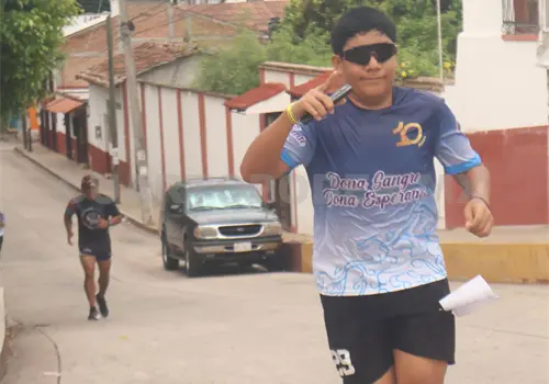 Corren por la vida en Chiapa de Corzo
