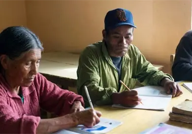 Reciben beneficio de alfabetización jornaleros