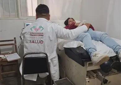 Brindan atención a mujeres embarazadas