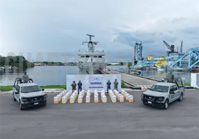 Aseguran gasolina en barra Zacapulco