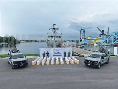 Aseguran gasolina en barra Zacapulco