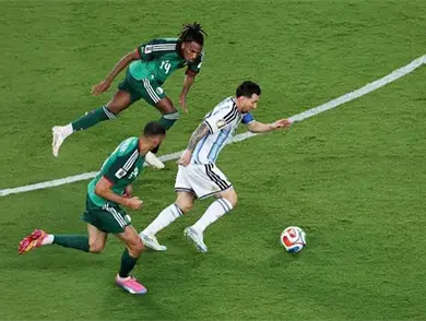 Argentina debuta con victoria ante Argelia