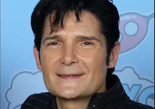 Trasladan a Corey Feldman al hospital
