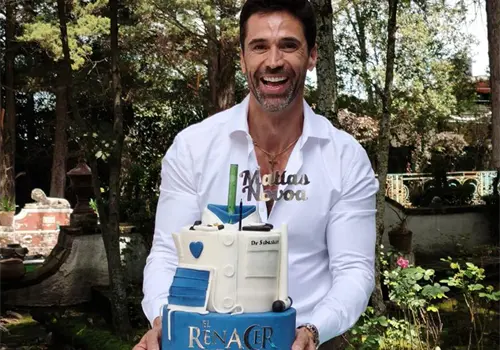 Celebran al actor Matías Novoa