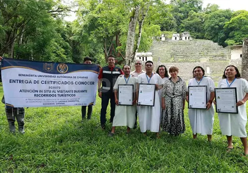 Impulsan certificación de guías lacandones