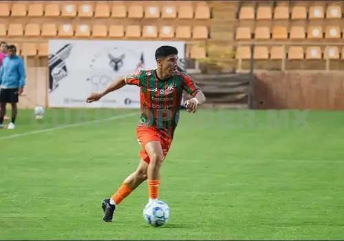 Chiapaneco Carballo ficha por Mineros