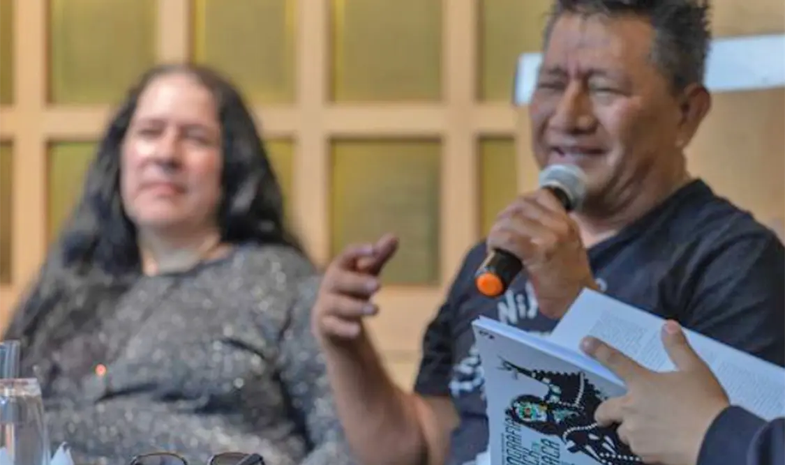 La publicación recupera voces, fotografías, carteles para poder reconstruir un universo juvenil que fue significativo para toda una generación. Cortesía